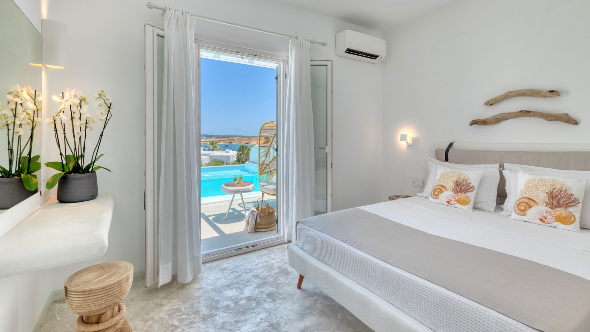Ocean View Junior Suite, Heated, Private, Infinity Pool with Glass Wall